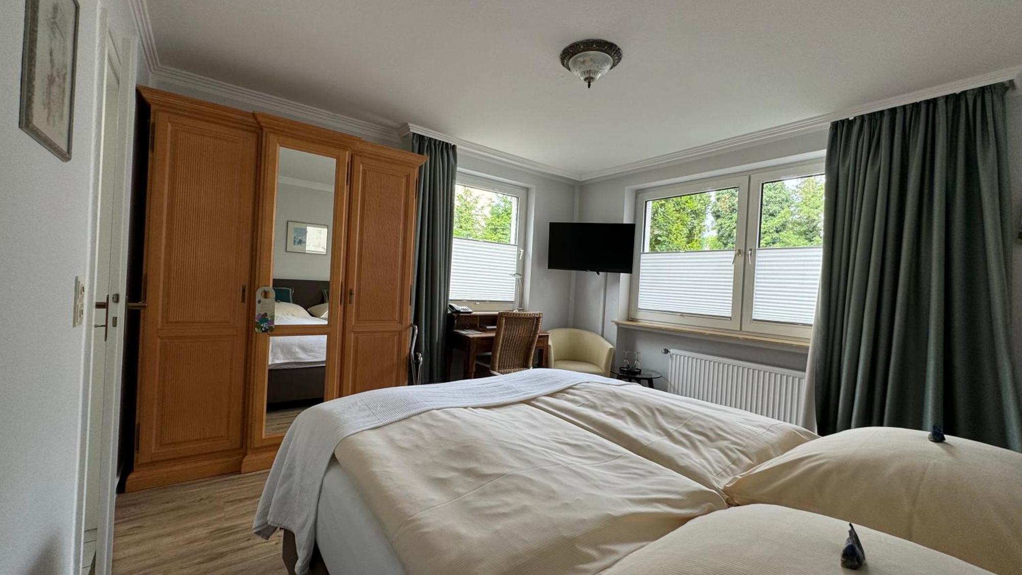 Goethe Hotel Bad Pyrmont Δωμάτιο φωτογραφία